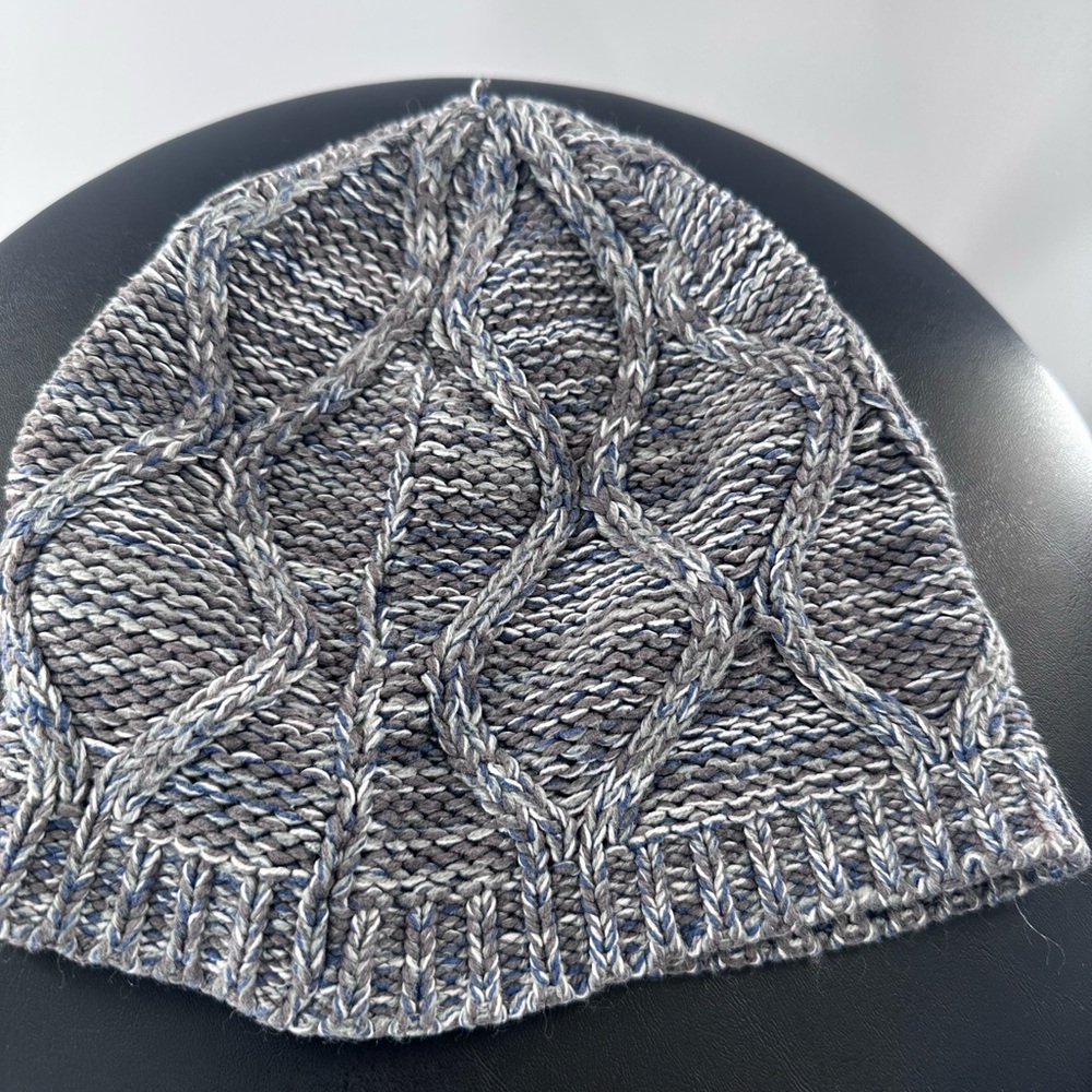 Dallas Cowboys Grey Knit Beanie with Star Logo - Picture 2 of 2
